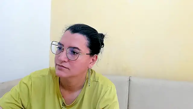 Snapshot of MARILYN_GARCIA chatting on 05/13/26, 06:16 MARILYN GARCIA online show from 05/13/26, 06:16