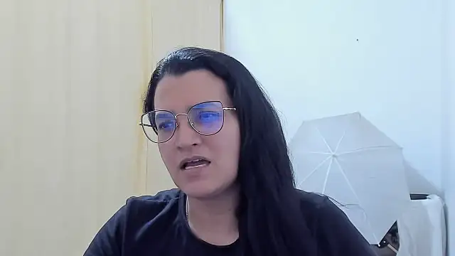 Snapshot of MARILYN_GARCIA chatting on 05/29/26, 11:03 MARILYN GARCIA online show from 05/29/26, 11:03
