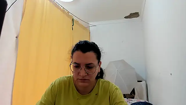 Snapshot of MARILYN_GARCIA chatting on 05/31/26, 03:41 MARILYN GARCIA online show from 05/31/26, 03:41