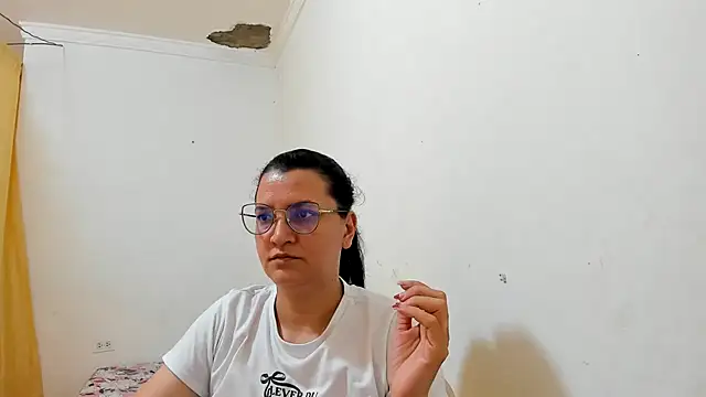 Snapshot of MARILYN_GARCIA chatting on 06/24/26, 09:36 MARILYN GARCIA online show from 06/24/26, 09:36