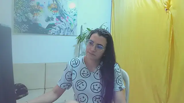 Snapshot of MARILYN_GARCIA chatting on 07/10/26, 09:28 MARILYN GARCIA online show from 07/10/26, 09:28