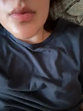 Snapshot of sofi_c130 chatting on 08/04/26, 11:40 sofi c130 online show from 08/04/26, 11:40