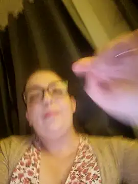 Elegant-Faye36 online show from 08/05/26, 09:50