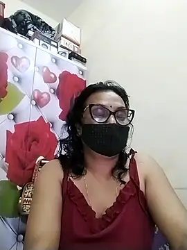 dipikadas34340 online show from 08/05/26, 08:55