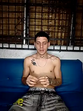 Snapshot of MaxHornyLatin chatting on 08/07/26, 01:40 MaxHornyLatin online show from 08/07/26, 01:40