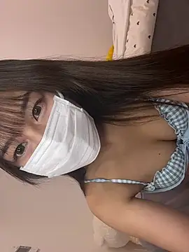 Snapshot of SakuraMochan chatting on 08/08/26, 01:57 SakuraMochan online show from 08/08/26, 01:57