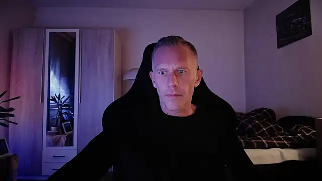 slaveboy2016xh online show from 09/12/25, 08:09