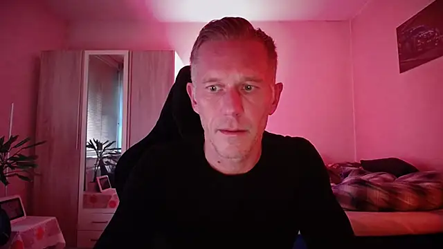 slaveboy2016xh online show from 10/16/25, 03:57