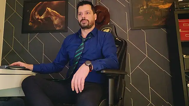 ChrisKox online show from 02/10/25, 02:16