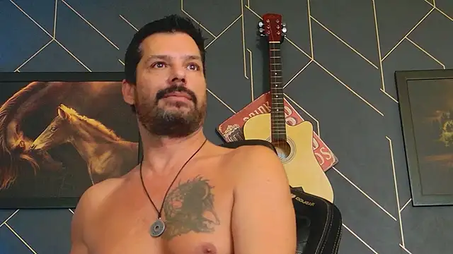 ChrisKox online show from 10/08/25, 10:18