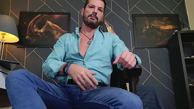 ChrisKox online show from 11/03/25, 02:35