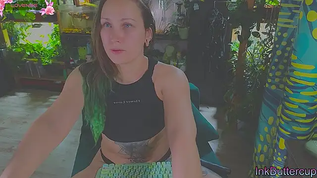 Dead Butterfly online show from 10/01/25, 03:01