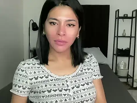 your bianca69 online show from 01/02/25, 10:33