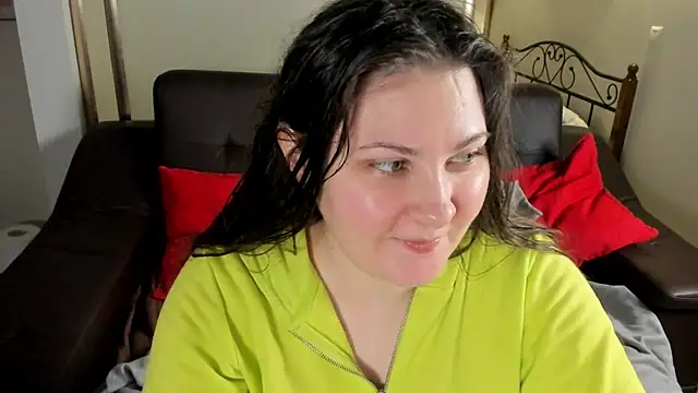 MarySwon online show from 01/04/25, 01:21