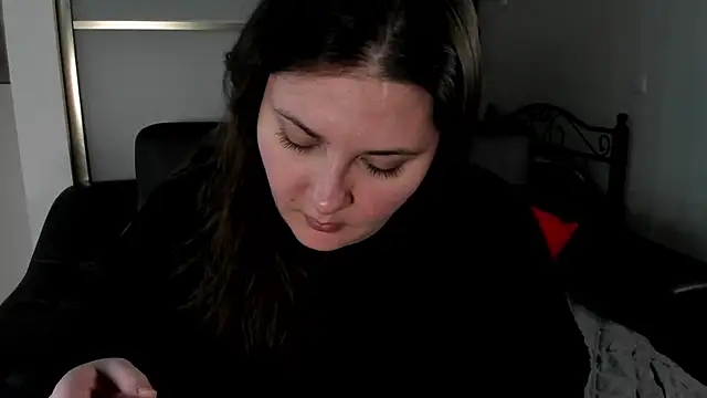 MarySwon online show from 02/18/25, 05:21