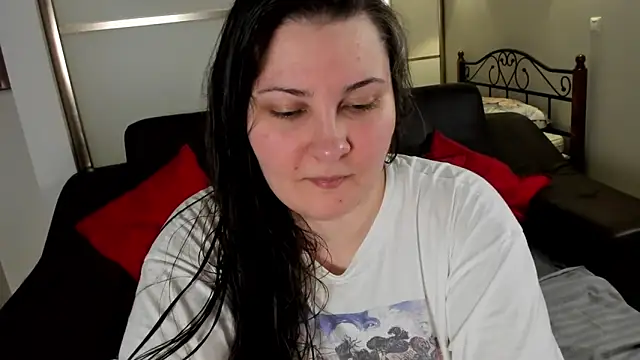 MarySwon online show from 02/25/25, 06:31