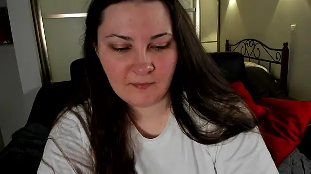 MarySwon online show from 03/03/25, 03:08