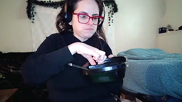 Snapshot of JessaBella chatting on 11/25/25, 04:29 JessaBella online show from 11/25/25, 04:29