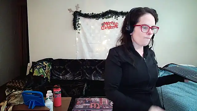 Snapshot of JessaBella chatting on 11/27/25, 04:42 JessaBella online show from 11/27/25, 04:42