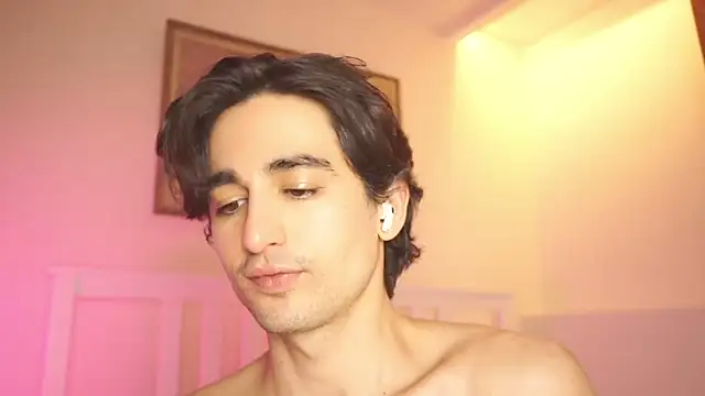 AlanDeNavarre online show from 02/18/25, 12:04