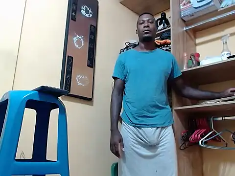 Snapshot of kurtbigcock chatting on 03/11/26, 06:47 kurtbigcock online show from 03/11/26, 06:47