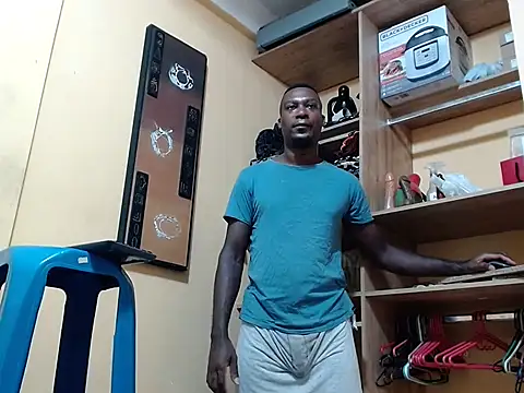 Snapshot of kurtbigcock chatting on 03/22/26, 05:38 kurtbigcock online show from 03/22/26, 05:38