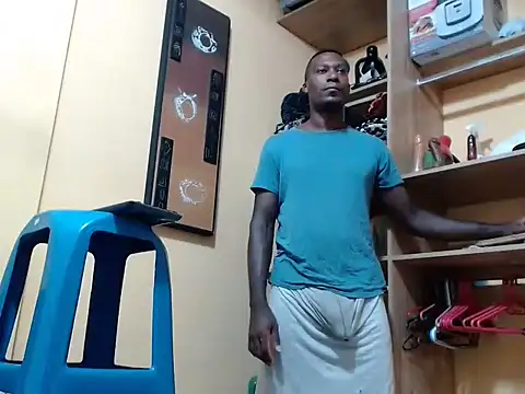 Snapshot of kurtbigcock chatting on 03/23/26, 07:07 kurtbigcock online show from 03/23/26, 07:07