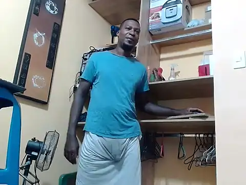 Snapshot of kurtbigcock chatting on 04/15/26, 01:40 kurtbigcock online show from 04/15/26, 01:40