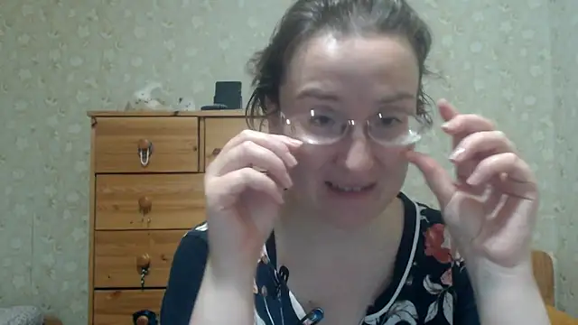 Snapshot of Smart_Rose chatting on 05/27/26, 05:54 Smart Rose online show from 05/27/26, 05:54