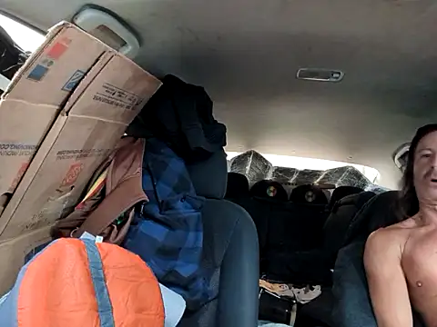 Snapshot of OGXXXOG chatting on 03/14/25, 09:00 OGXXXOG online show from 03/14/25, 09:00