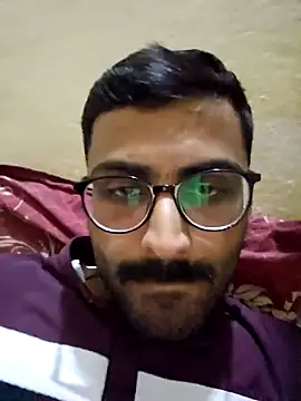 Snapshot of krishna8035 chatting on 12/16/24, 01:54 krishna8035 online show from 12/16/24, 01:54