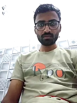 Snapshot of krishna8035 chatting on 10/04/25, 05:16 krishna8035 online show from 10/04/25, 05:16