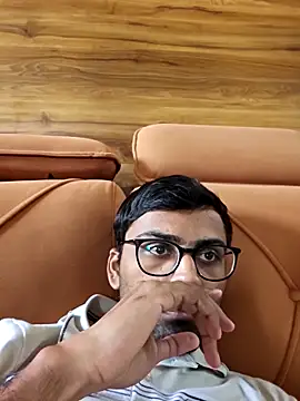 krishna8035 online show from 12/14/25, 07:36