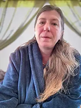 Snapshot of Natali_UA chatting on 04/22/26, 06:16 Natali UA online show from 04/22/26, 06:16