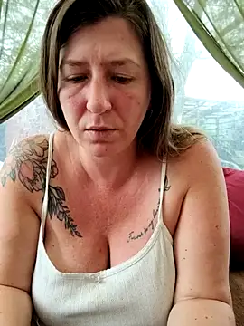 Snapshot of Natali_UA chatting on 05/18/26, 09:37 Natali UA online show from 05/18/26, 09:37