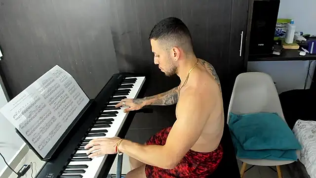 logan smith online show from 01/17/26, 01:21