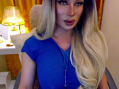Snapshot of yourmistressofevil69 chatting on 04/11/26, 07:07 yourmistressofevil69 online show from 04/11/26, 07:07