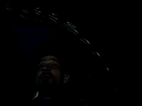 Snapshot of SignalSpeaker chatting on 10/11/25, 03:50 SignalSpeaker online show from 10/11/25, 03:50