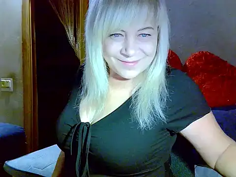 AgoniA7 online show from 10/26/25, 01:22