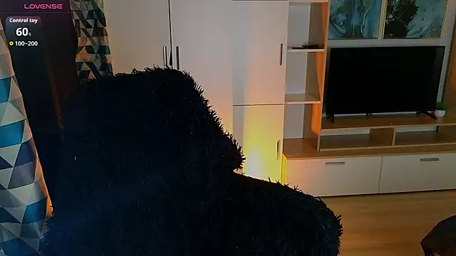 Snapshot of MilanaOmg chatting on 04/09/26, 08:03 MilanaOmg online show from 04/09/26, 08:03