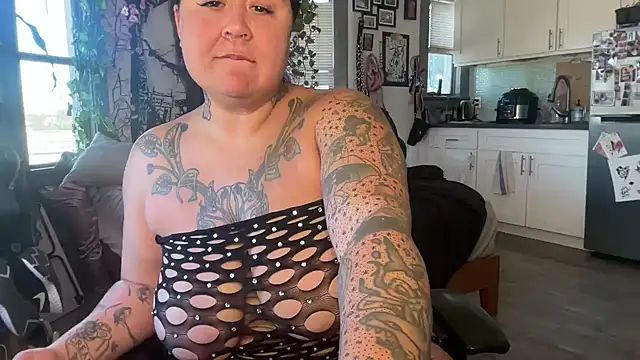 Snapshot of Sad1st1kSadie chatting on 01/09/26, 10:44 Sad1st1kSadie online show from 01/09/26, 10:44