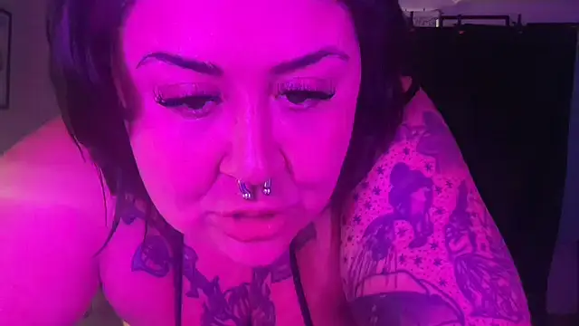 Snapshot of Sad1st1kSadie chatting on 04/23/26, 10:12 Sad1st1kSadie online show from 04/23/26, 10:12