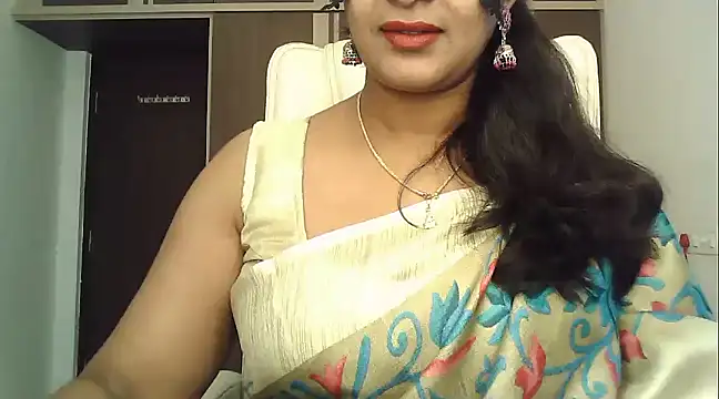 Spandana Sweety online show from 02/03/25, 06:24