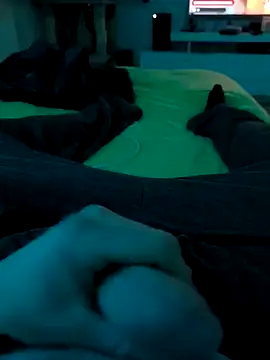 Snapshot of Steveschaw chatting on 01/11/25, 01:06 Steveschaw online show from 01/11/25, 01:06