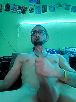 Snapshot of Steveschaw chatting on 02/12/25, 09:33 Steveschaw online show from 02/12/25, 09:33