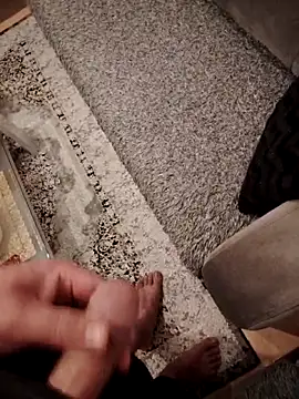 Snapshot of Gazda12 chatting on 11/03/25, 03:52 Gazda12 online show from 11/03/25, 03:52