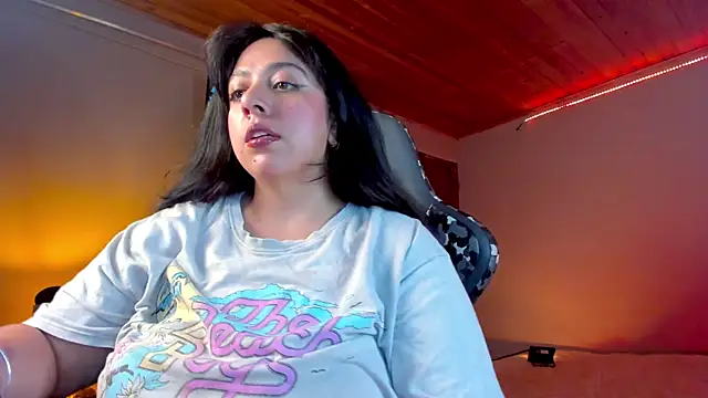 Snapshot of coraline_latin chatting on 12/28/24, 12:57 coraline latin online show from 12/28/24, 12:57