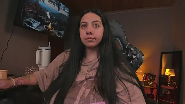 Snapshot of coraline_latin chatting on 02/20/25, 09:53 coraline latin online show from 02/20/25, 09:53