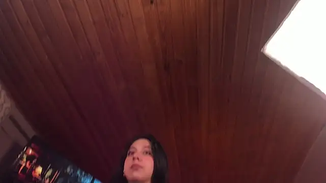 Snapshot of coraline_latin chatting on 02/28/25, 10:28 coraline latin online show from 02/28/25, 10:28