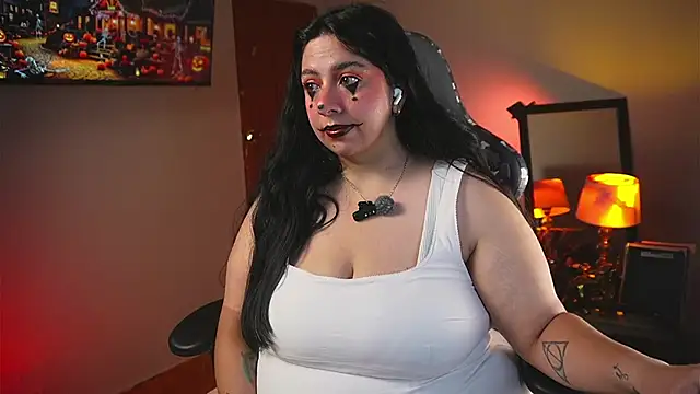 Snapshot of coraline_latin chatting on 10/31/25, 11:28 coraline latin online show from 10/31/25, 11:28